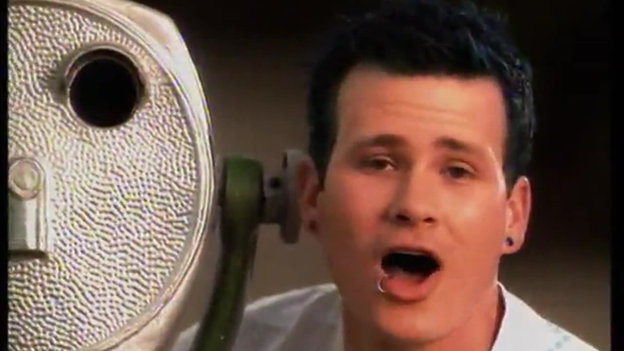 Blink 182 - All The Small Things