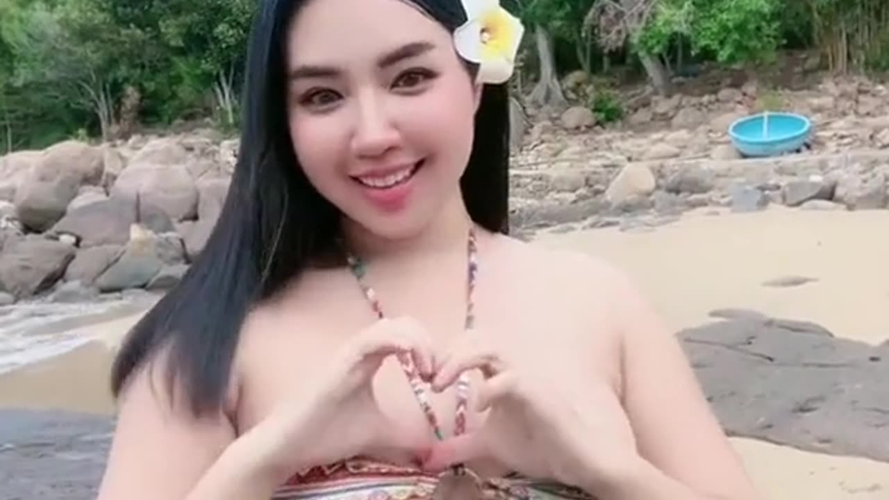 TRENDING SEXY DANCE