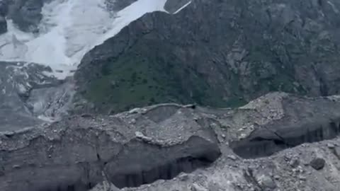 Stunning clip from collection