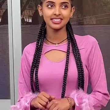 Check out Etheopian Beuaty Leniz super cute outfits