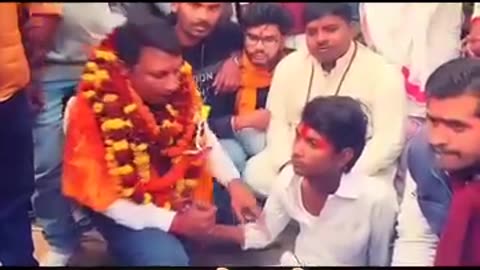 सवर्ण सभा का आयोजन था पंकज तिवारी जी विकलांग है