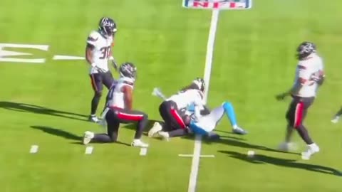 Titans star receiver Calvin Ridley injured on this play