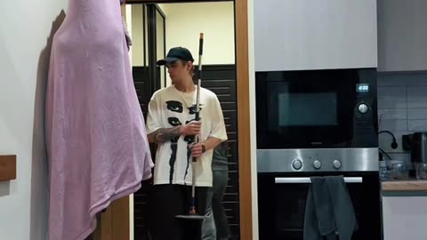 Ahah😂 Mom couldn't hide that she was scared in the end... | #prankvideo #fyp