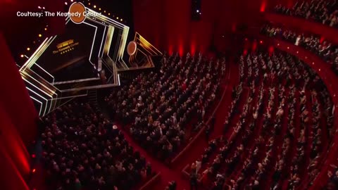 Trump hosts the Kennedy Center Honors recognizing Stallone, Kiss, Gaynor & more