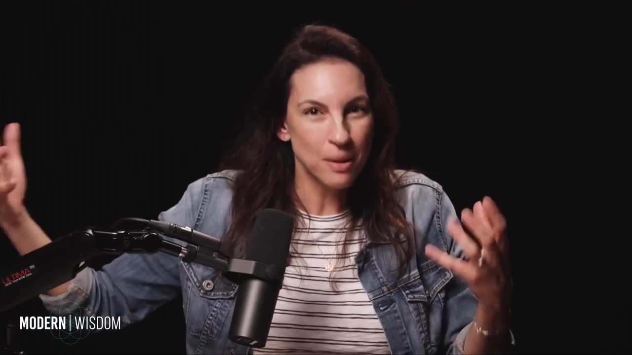 Space Isn't What It Seems - Annaka Harris on Modern Wisdom #quantumphysics #perception #space