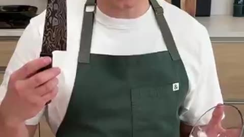 Must Watch: Tomato Slicing Hack
