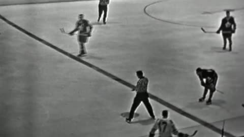 NHL 1963 CHICAGO BLACKHAWKS AT TORONTO MAPLE LEAFS
