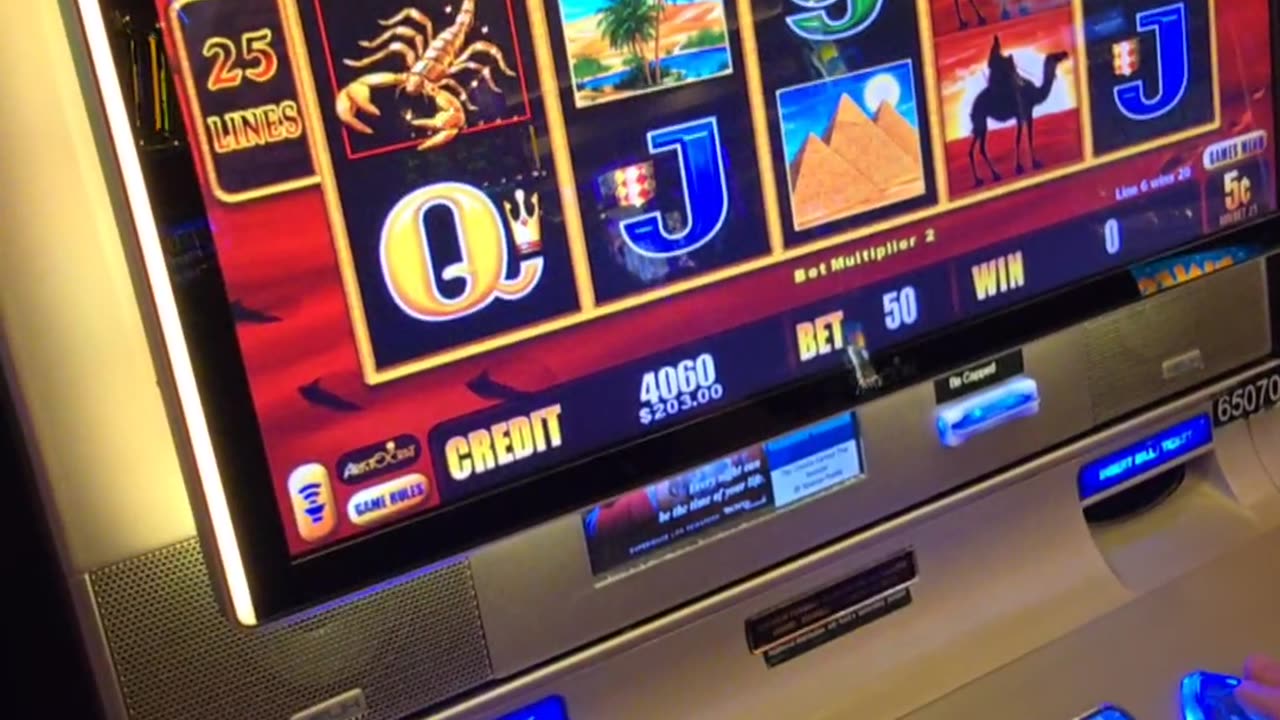 SlotMaster LIVE @ The Casino