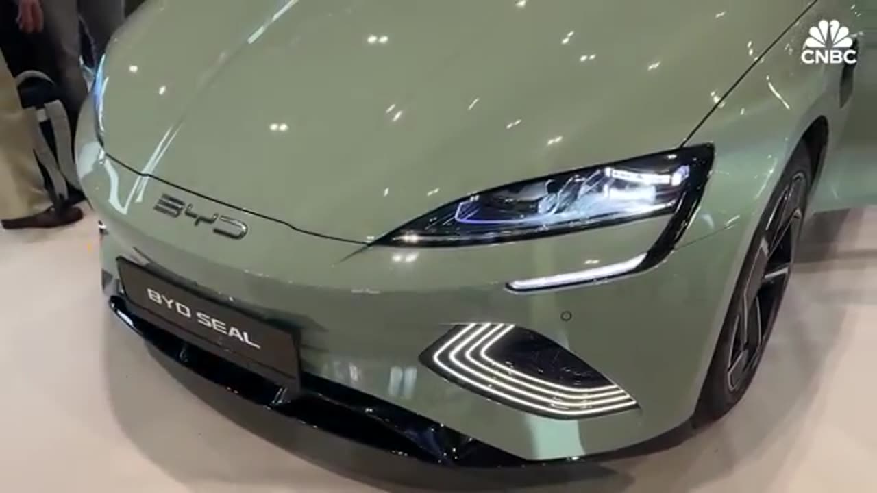 All The Ways BYD Is Leaving Tesla In The Dust - CNBC
