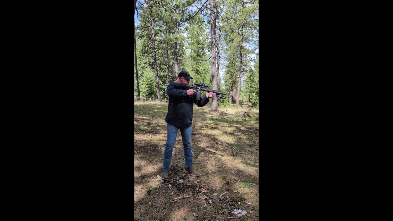 Testing the Cyelee Optics Chameleon G-SRS8 Green Dot on my AR-15 (slightly longer than a short reel)