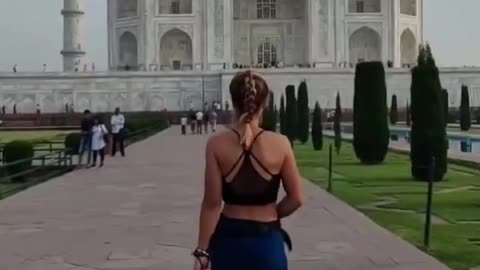 American Saars give us bastard bloody H1B visa and we will bring you our 'exotic' smells!😁