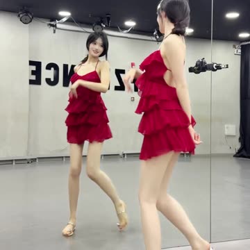 Dancing in Red | Wavy Mini Skirt