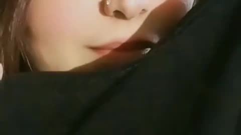 Kabi tum nazar milao, Kabi tum qareeb Aao 😍