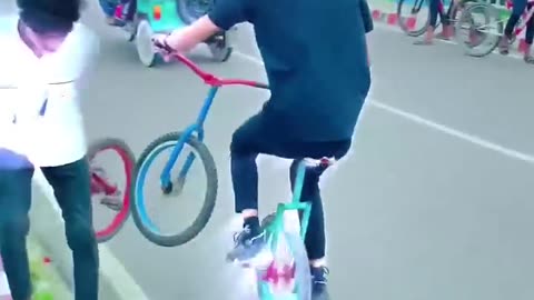 Cycle stunt