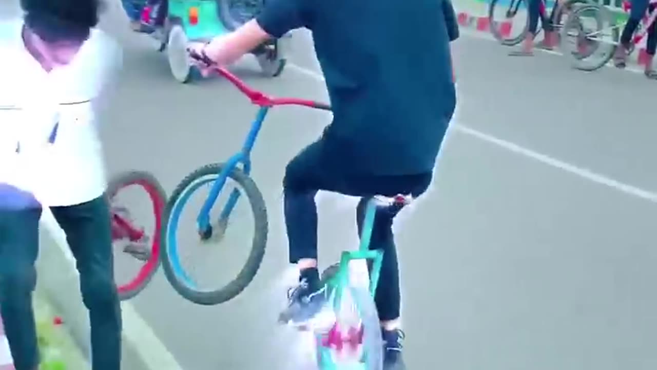 Cycle stunt