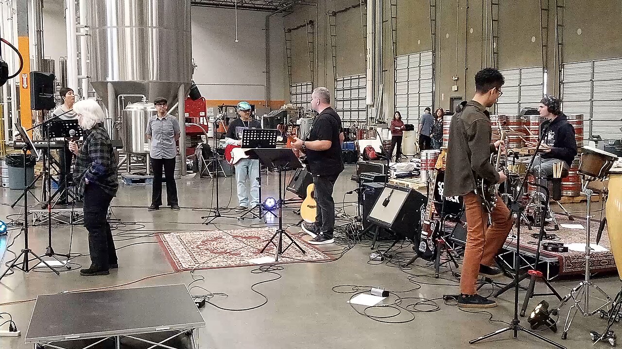 J on drums S.O.R. Alive by Pearl Jam