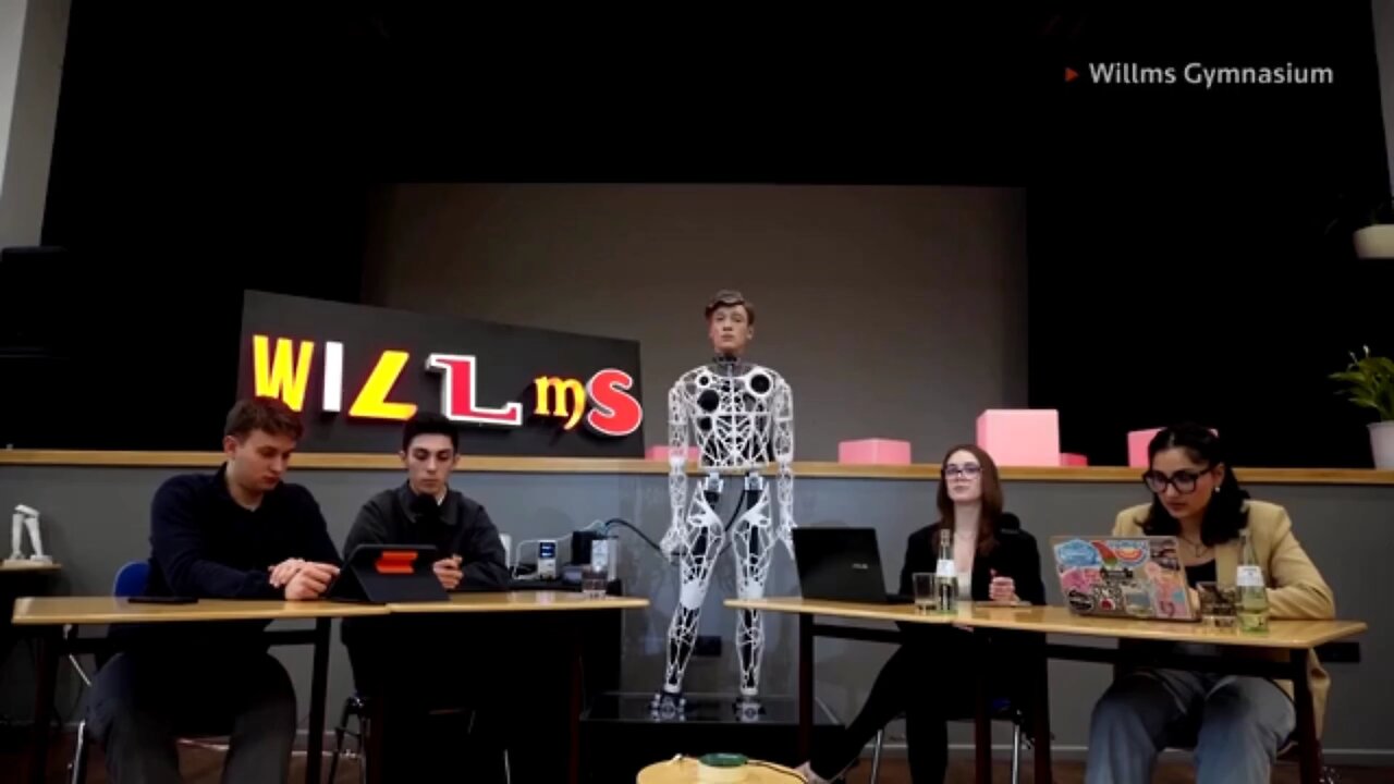 Meta Captcha, the AI robot teacher at a German School