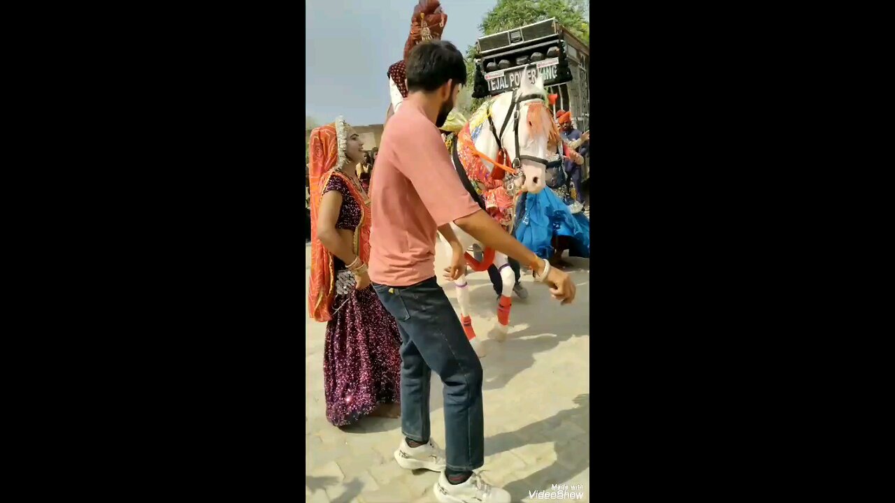 Shaadi Ke Din Ghode per Chadha tha😂