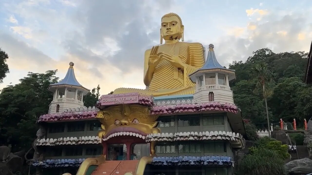 Dambulla sucks, except for the cool history