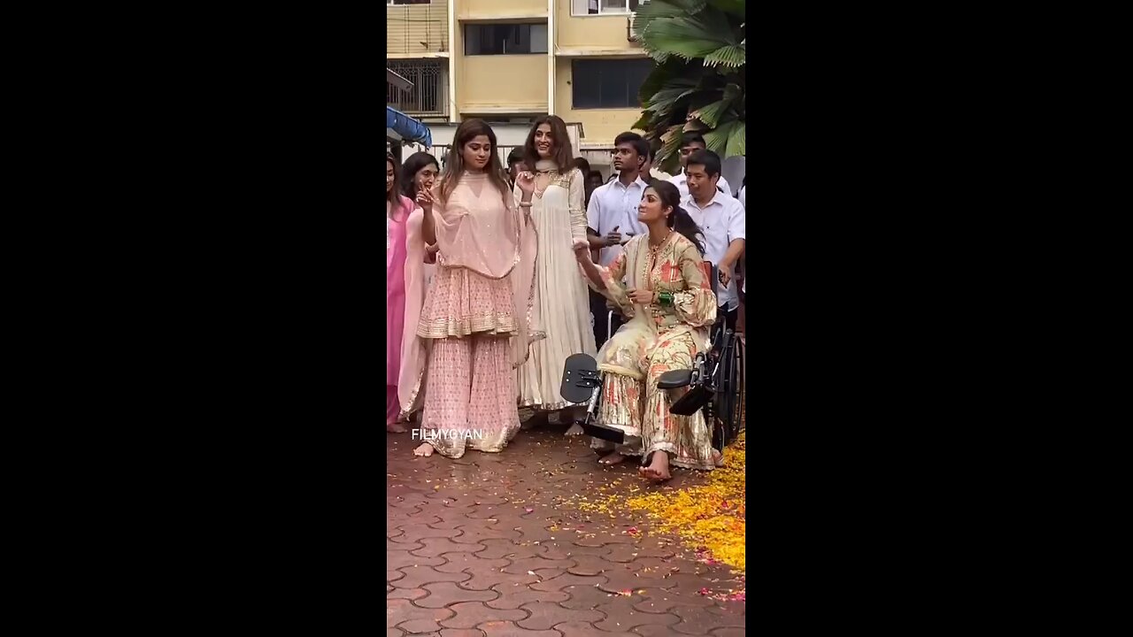 Shilpa Shetty dance clip