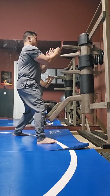 WTD Wooden Dummy Combination 21 (short)