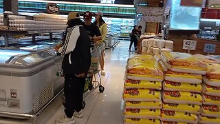 Lumabas Ka Palusot