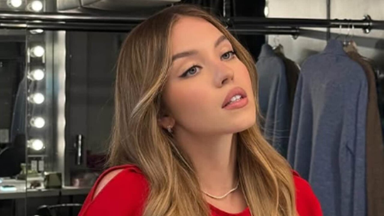 GOOD GENES? JASMIND OUT OF A JOB?