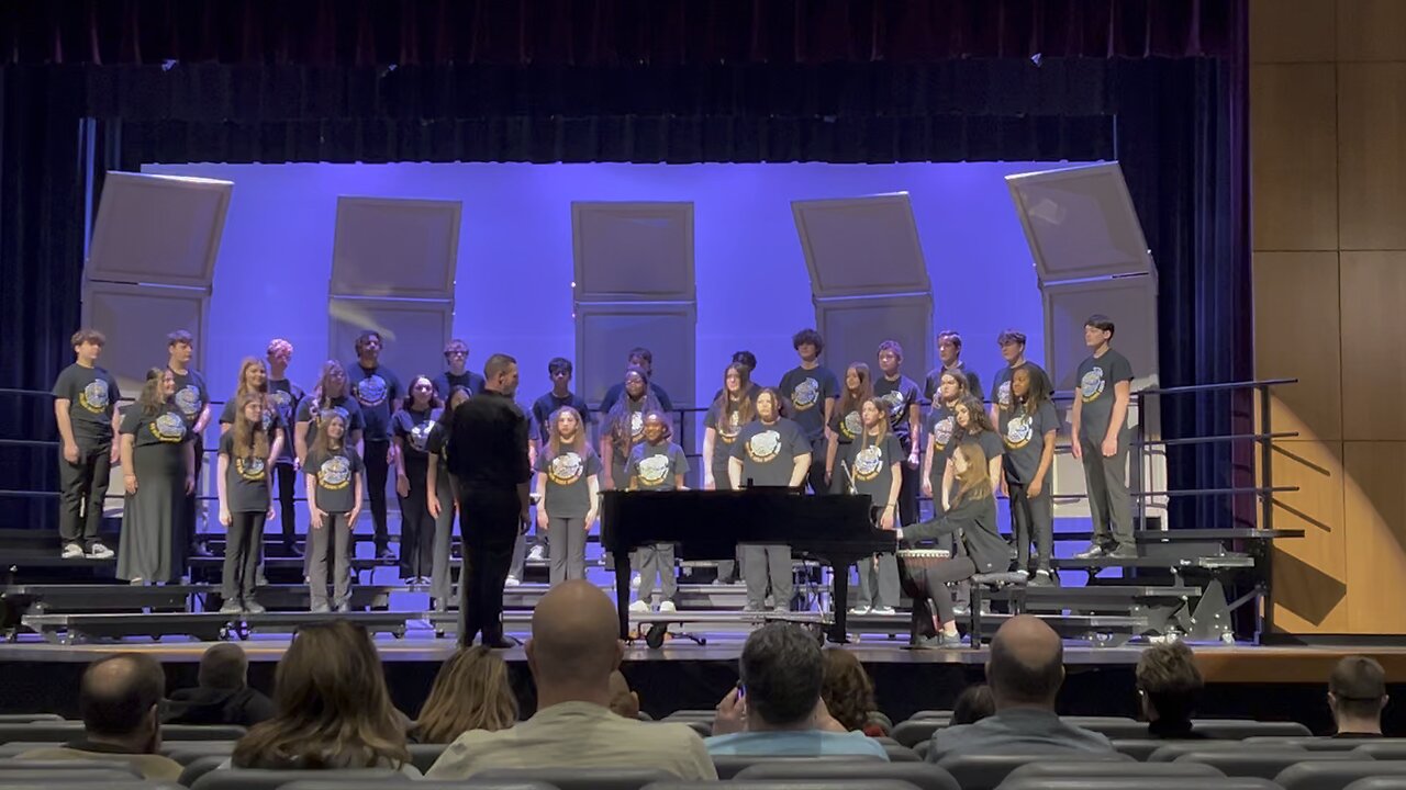 Ally - 8th grade choir