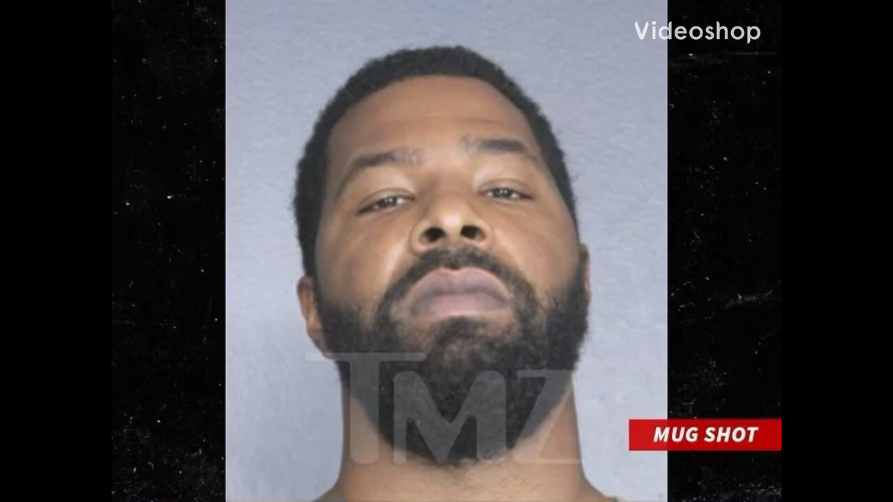 Fucking idiot 😂😂😂😂