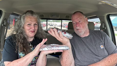 Taco Bells Cheesy Street Chalupa And Jacks Ordering Hacks