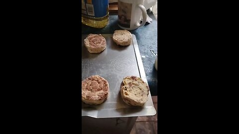 Pillsbury Toffee Crunch Candy Bits Cinnamon Bun Rolls