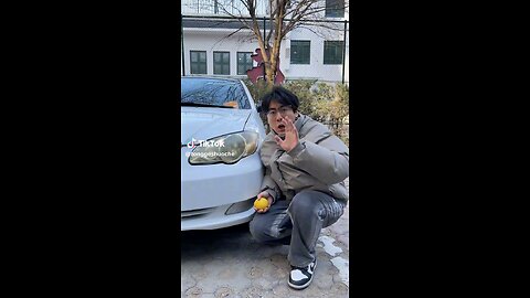 How to solve problem of a cat headlights turning yellow