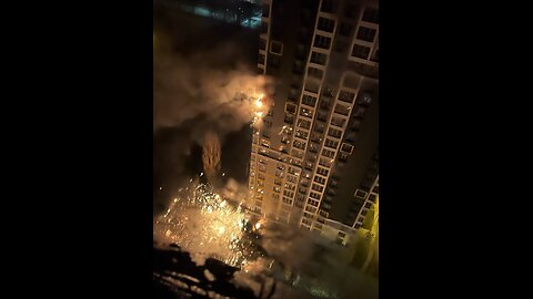 ❗️Drone hits high-rise building in Kyiv