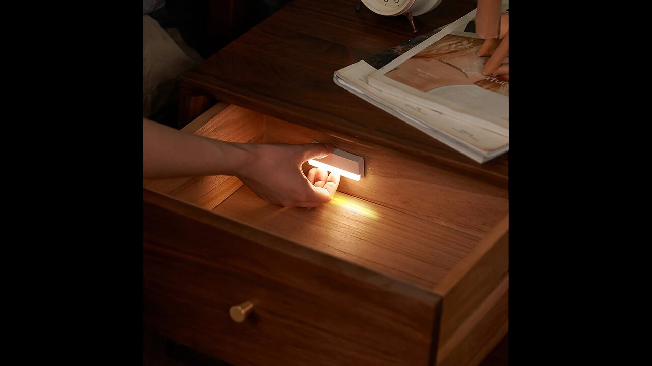 Rechargeable Magnetic Drawer Light, with Motion Sensor, for Wardrobe, Drawer, Cupboard, Cabinet