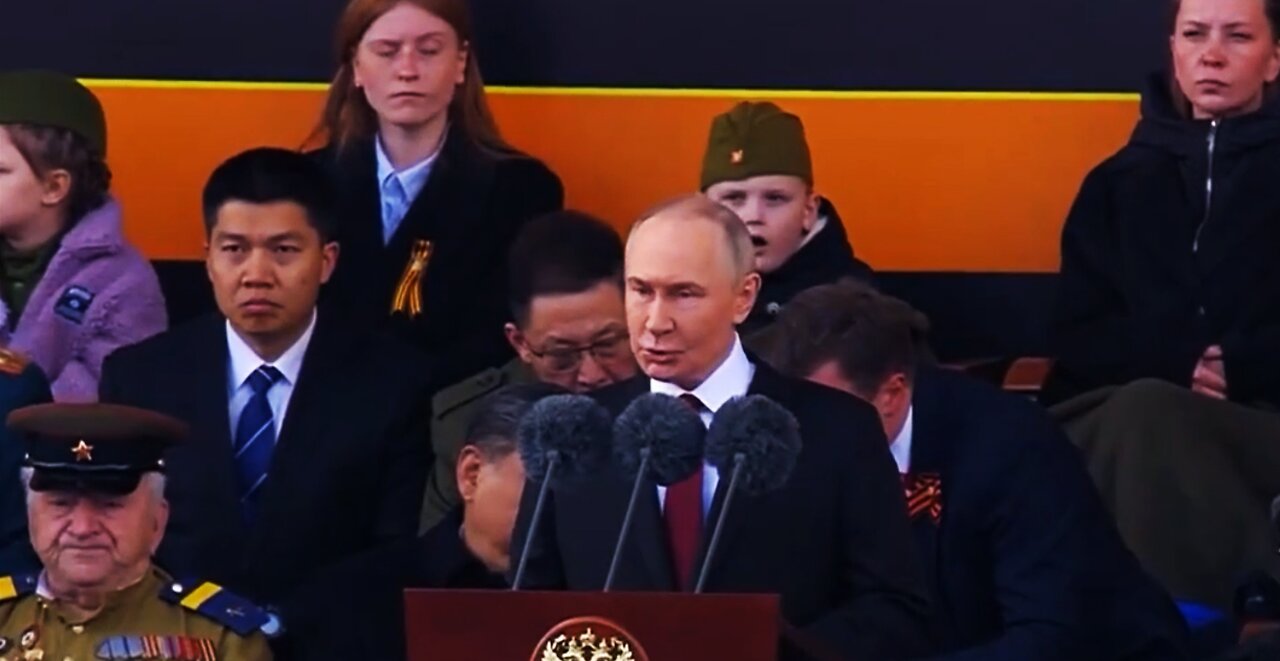 Rusia celebra el Día de la Victoria contra los nazis y Zelensky acepta el alto al fuego