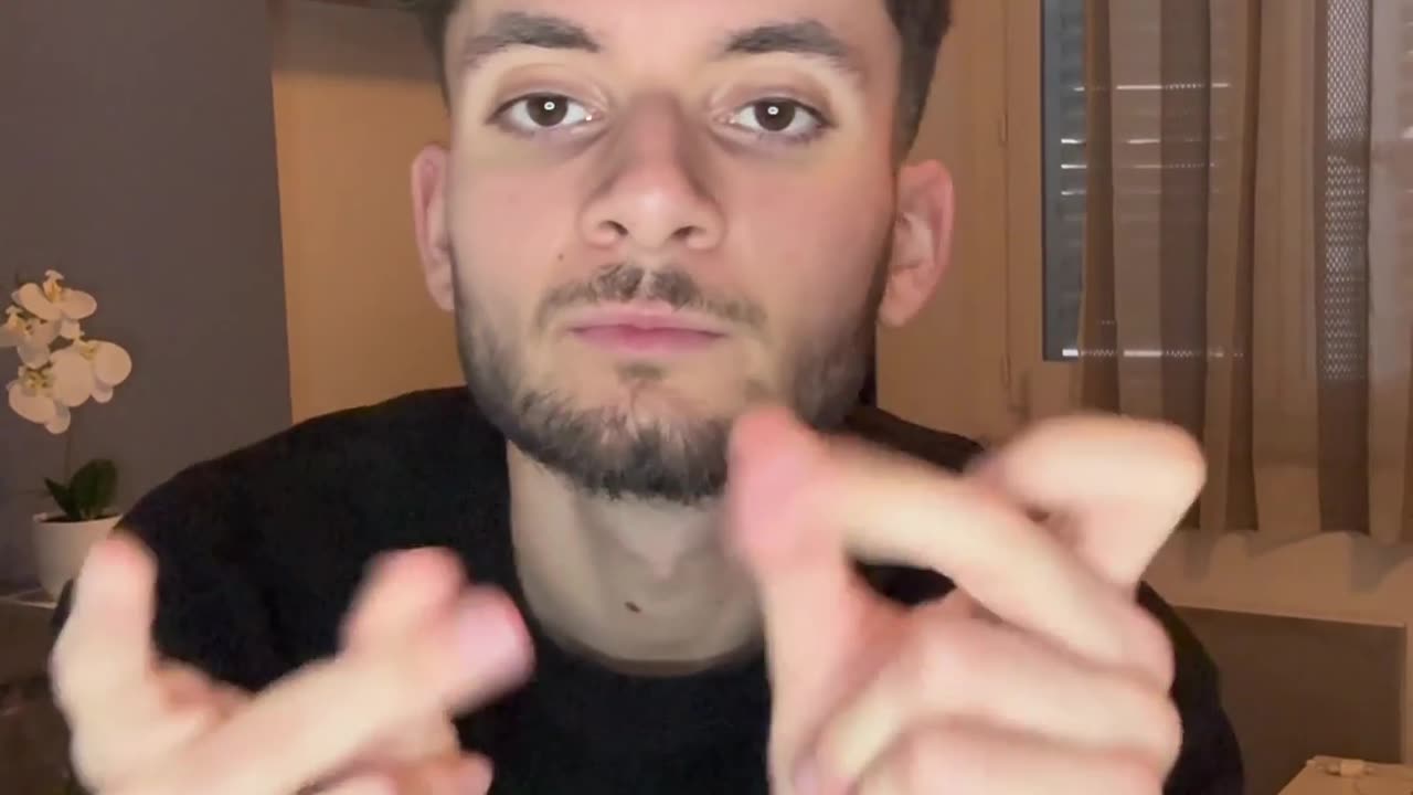 Man Recreates Classical Music By Snapping His Fingers