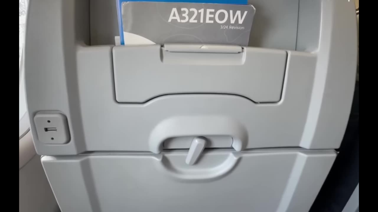 American Airlines Removing Seat-Back Entertainment
