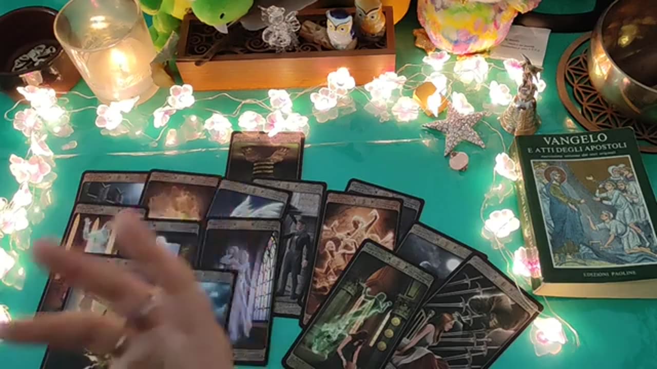 Vogliono parlarti , devi sapere una cosa molto importante / Spiriti del luogo