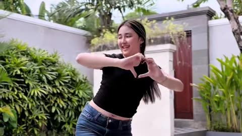 Cici geol bertingkah lagi gaes