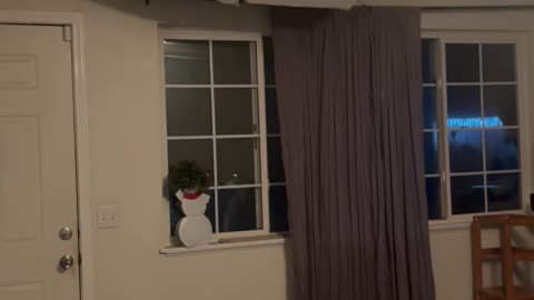 Wife’s Warns Husband Seconds Before Ceiling Collapse