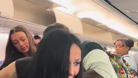 DRUNK Southwest Airlines PASSENGER ARRESTED