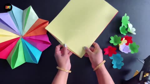 Beautiful and Easy Paper Wall Hanging / Paper Craft For Home Decoration / Unique Wall Hanging / DIY