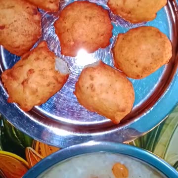 Javarasi Payasam and Bonda