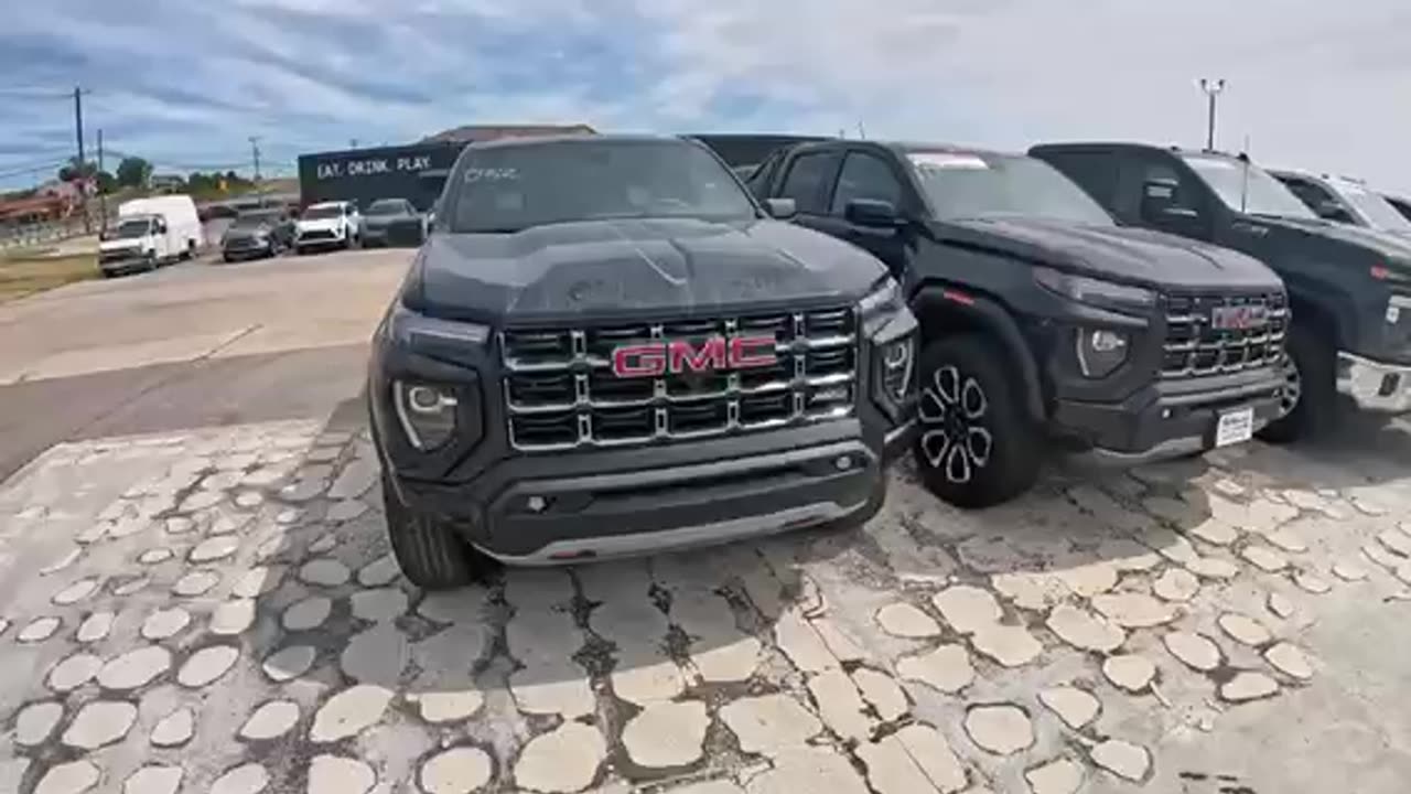 2025 vs 2026 GMC Canyon AT4 | What’s Changed?
