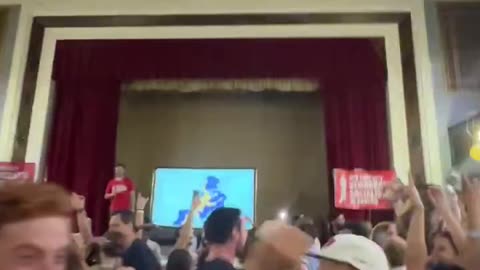 Young socialists go wild while celebrating Zohran Mamdani winning the NYC