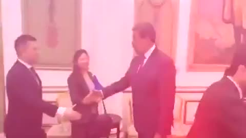Venezuela President met with Chinese Delegation day before