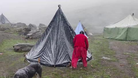 Himalayan Life During Heavy Snowfall | Real Winter Survival in Nepal