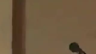 "To jest żart. Polski minister cyfryzacji śpiewający rosyjski hymn będzie chronił nas