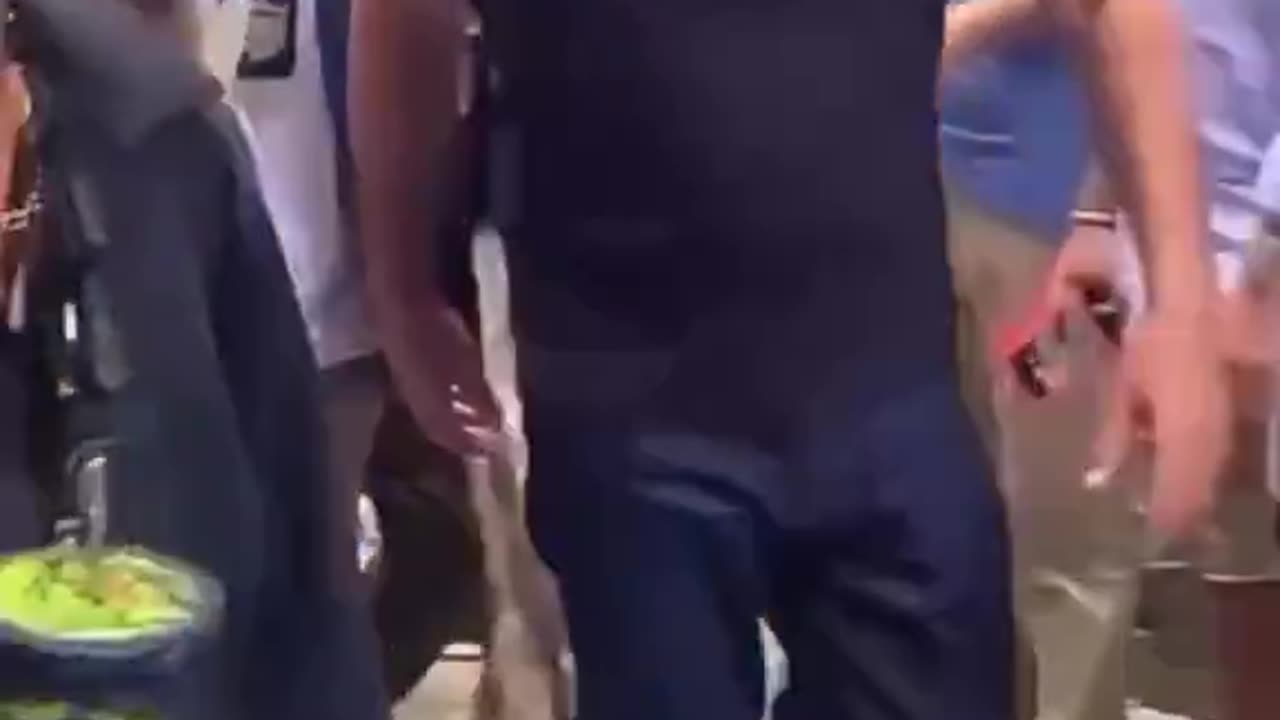 OMG, what happened to Madonna? She looks like a 90-year-old woman.