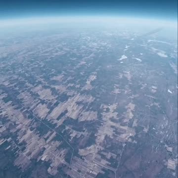 Flat or globe? Curve or plain?